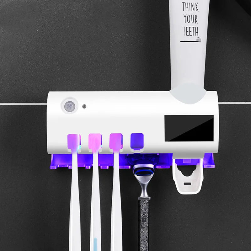 Escova de Dente com limpeza de raios UV
